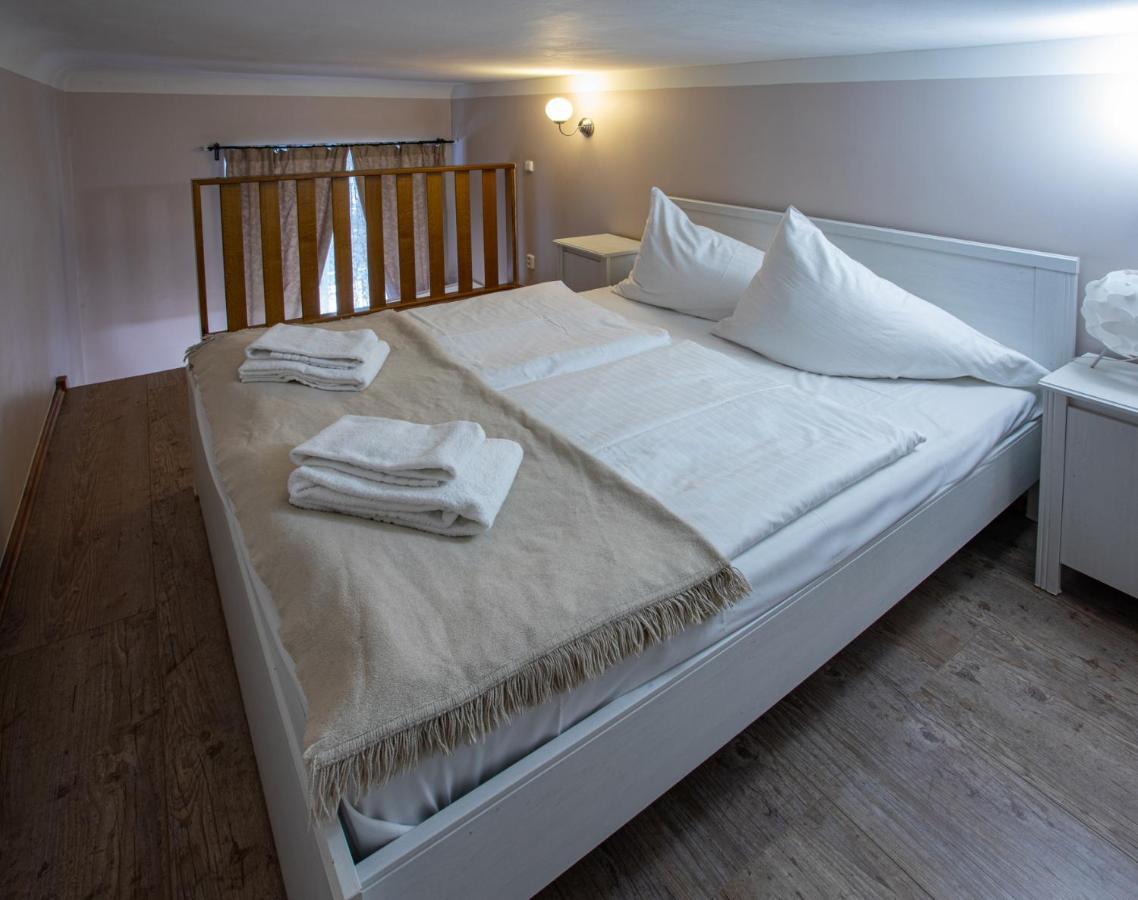 Michalska Apartment Прага Экстерьер фото
