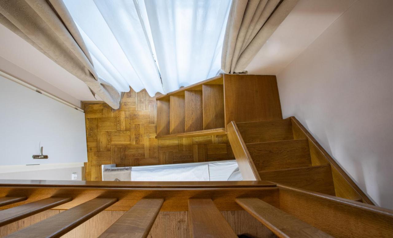 Michalska Apartment Прага Экстерьер фото